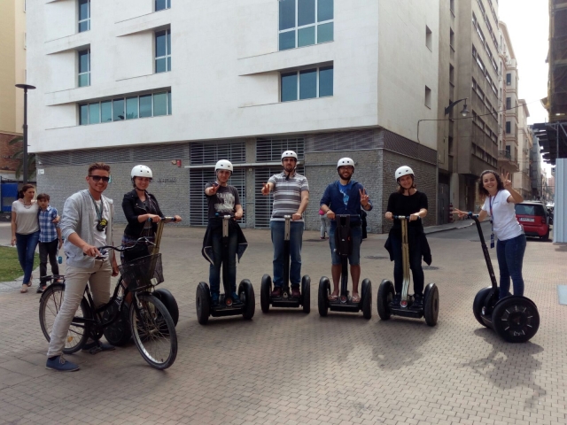  Groupe en segway 