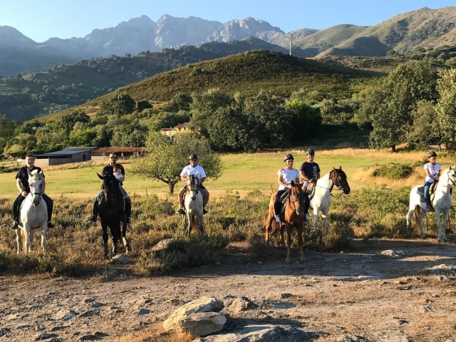  Horseback riding route through Gredos