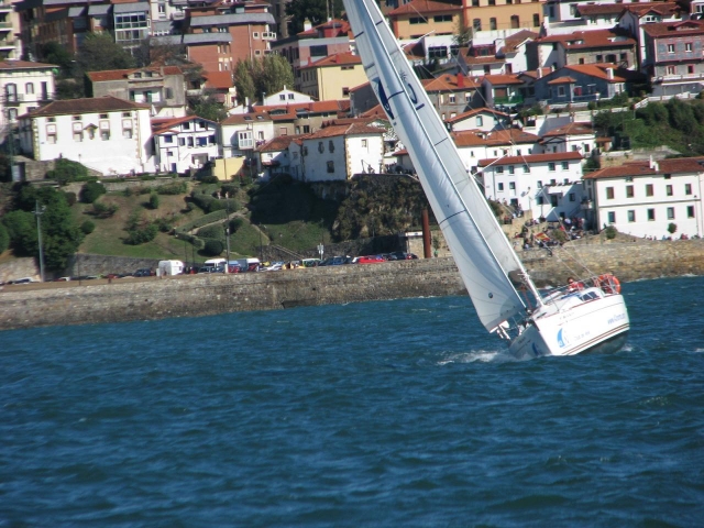  Noleggio barche a vela tutto l'anno 
