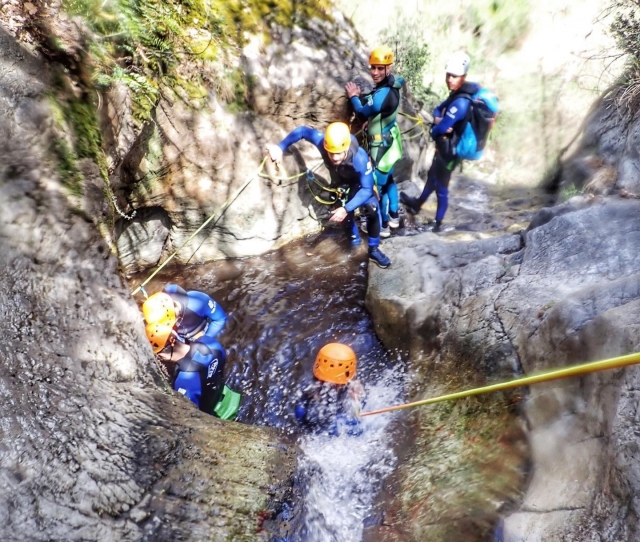 Barramco de aguas termales