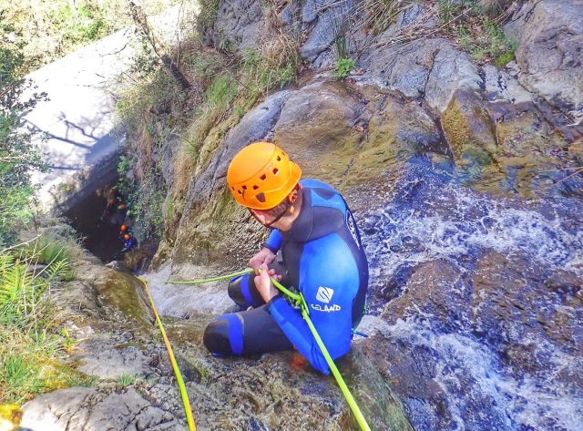 Descenso por la cascada del barranco del Thues