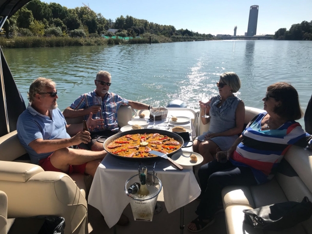 Eine Paella während der Fahrt 