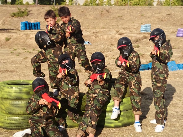  I più piccoli attrezzati per il paintball 