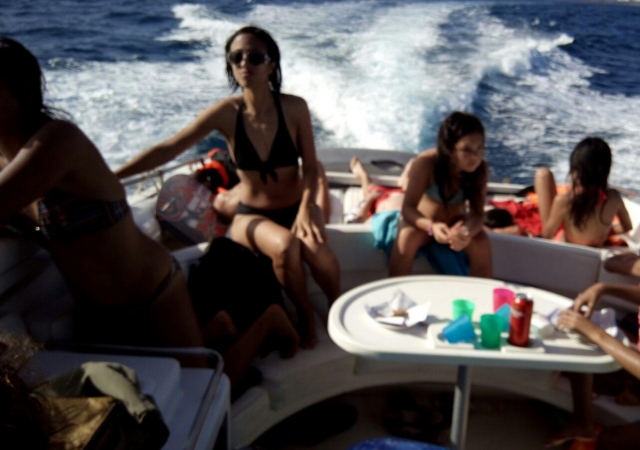 Disfrutando en el barco