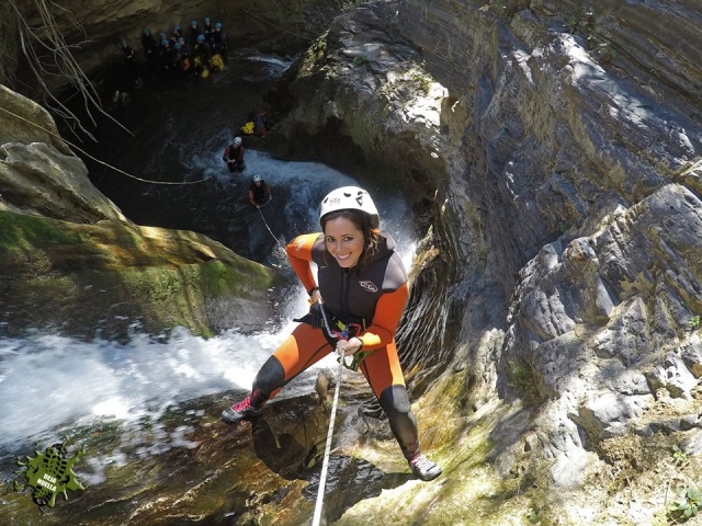  Abstieg durch die Schlucht 