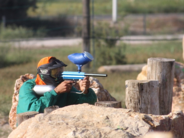  Shooting position in paintball