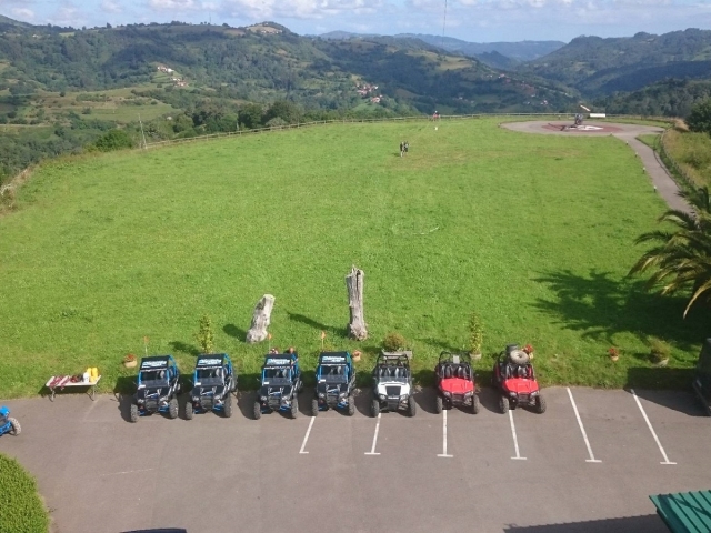 Buggys auf dem Parkplatz 