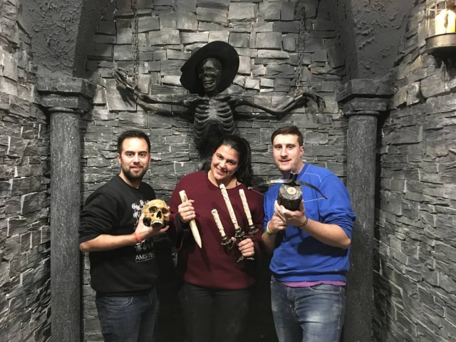 Escapimos Cazadores de Vampiros