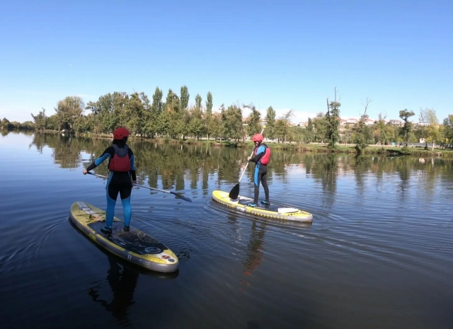  Paddle surf nel fiume 