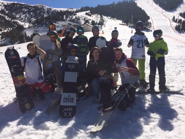  Venir à Espot pour faire du snowboard