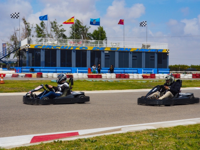 Karts en pista