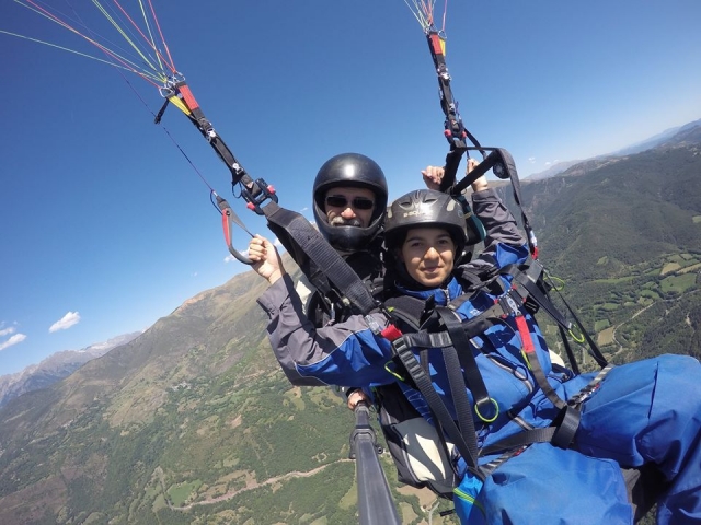  Volare in parapendio biposto
