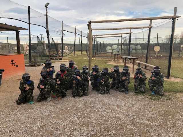 Jugadores de gotcha en Sant Pere Pescador