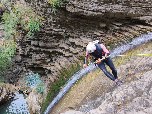 Canyoning