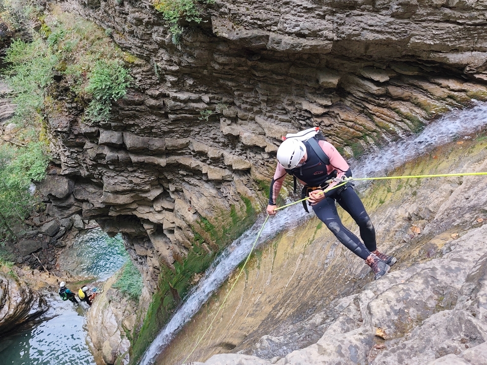  Canyoning
