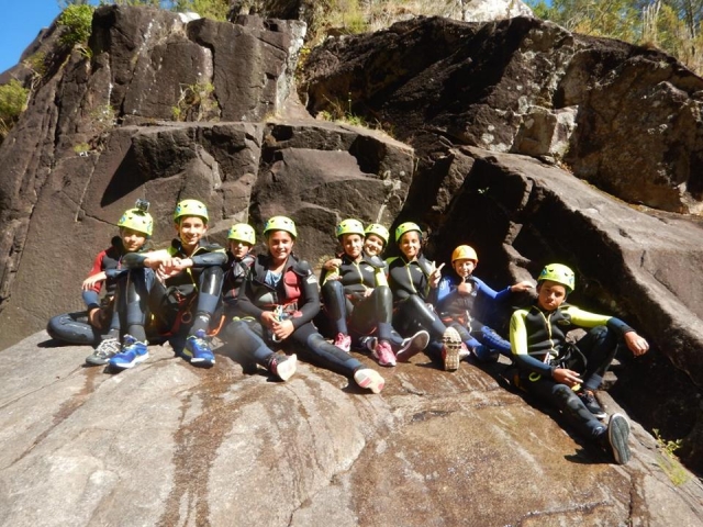  Jeunes participants dans le ravin Verdugo 