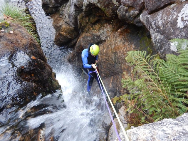 Roping down the Cortella ravine 