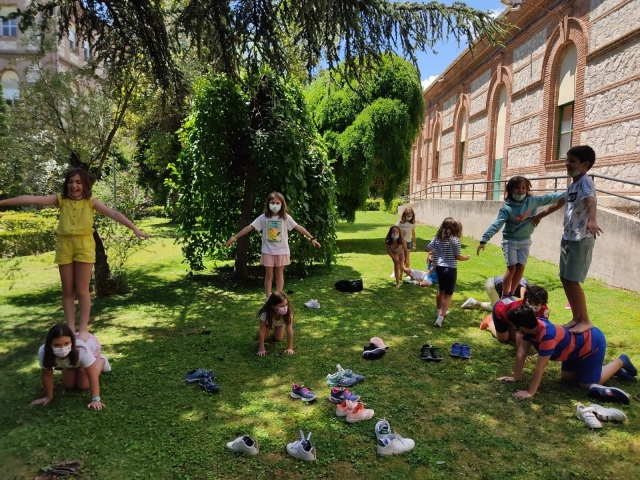 Jugando entre amigos conseguirán una gran amistad