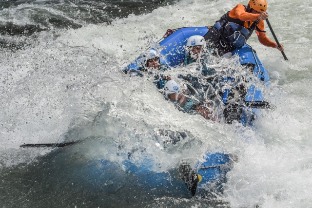 Rafting 