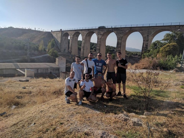  Groupe de saut à l'élastique à Jaen 