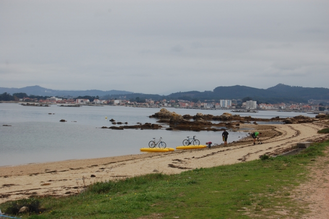  Start the tour on the beach 