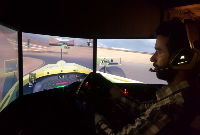  Ricreazione di guida in circuito 