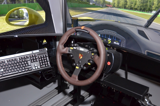  Volant simulateur