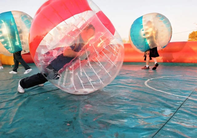  Spielen Sie Bubble Soccer 