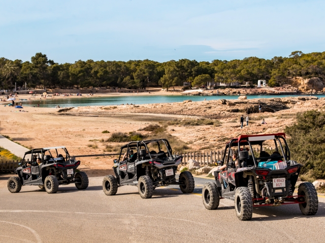 p-55820-recorrido-en-buggy-en-ibiza1742214702_17422148586866.jpg