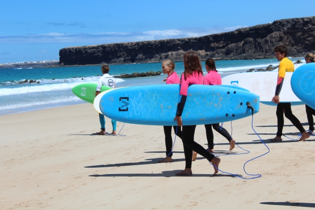  Corralejo Surf School 