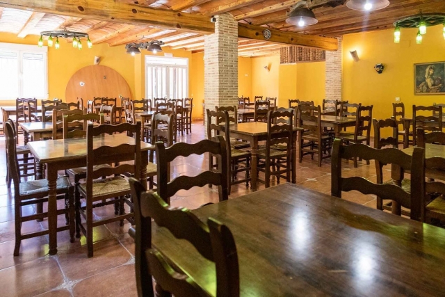  Ampla sala de jantar