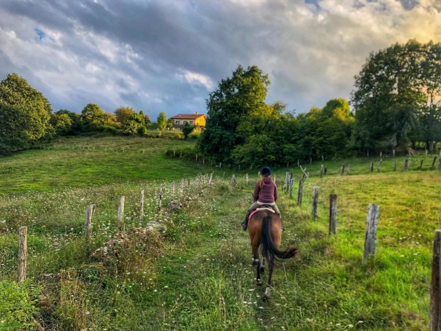 Paseo a caballo por los parajes asturianos