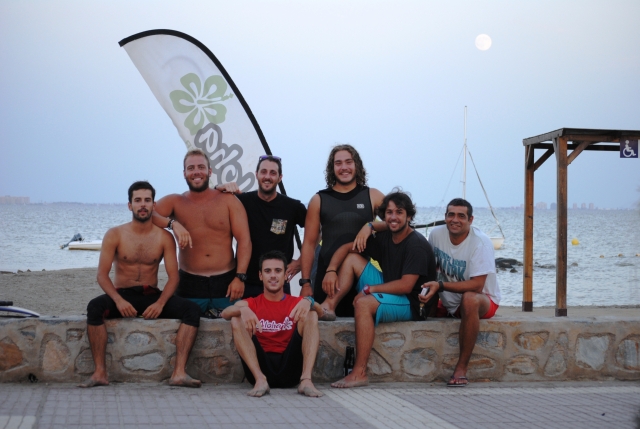 Mar Menor 的风筝冲浪课程 
