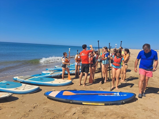 Aprende a surcar las olas en SUP