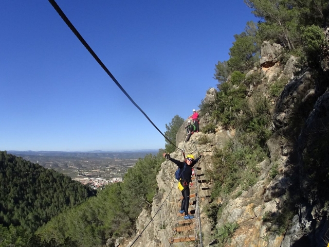Disfrutando del puente tibetano