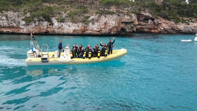  Tauchausflug mit dem Boot 