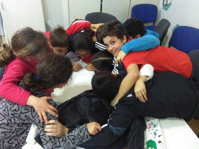  Se faire des amis au camp 