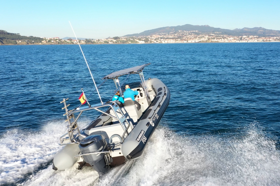 Renta un barco en Galicia