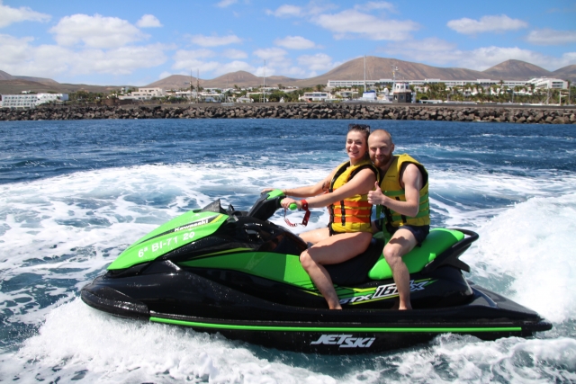 Motos de agua biplaza en Puerto del Carmen