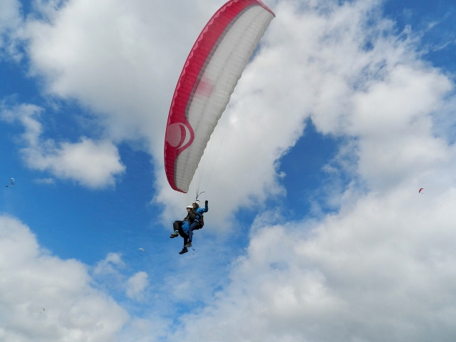 Experiencia aérea en parapente