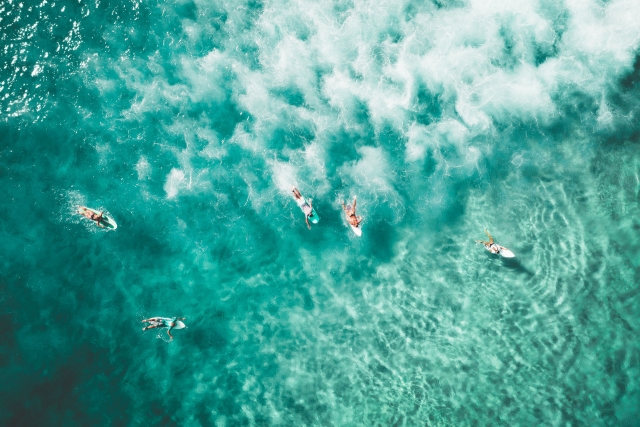  Surfen Sie mit uns 
