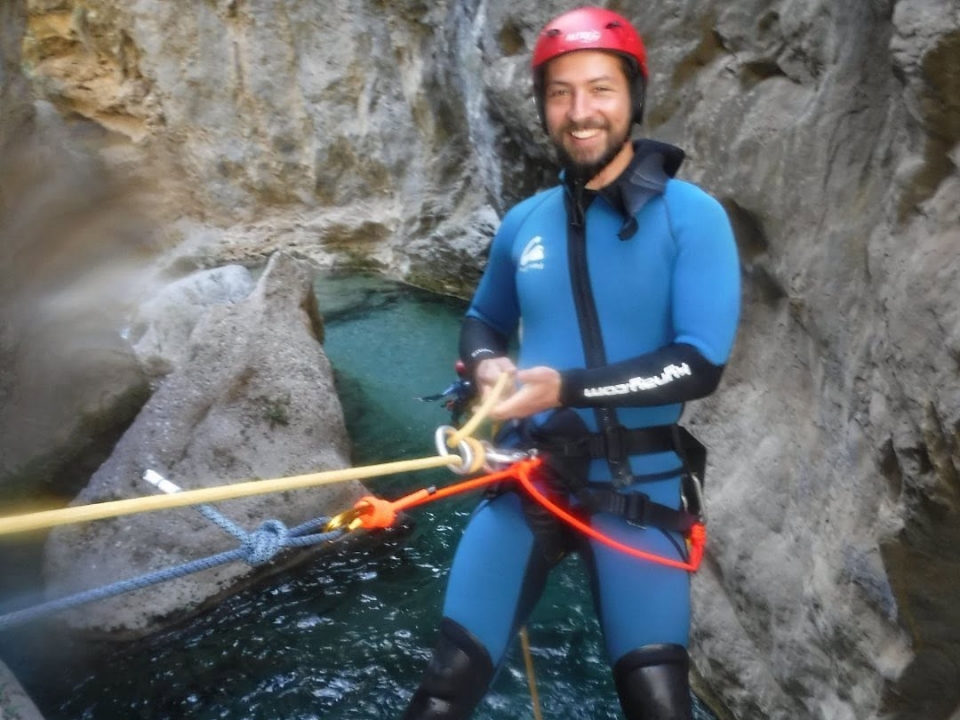  Rappelling in an Andalusian ravine 