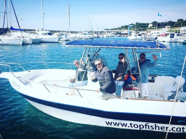A bordo de um barco Pescador superior 