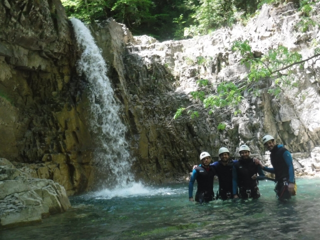  Prova una discesa di canyoning 