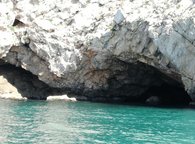  Sailing in crystal clear waters 