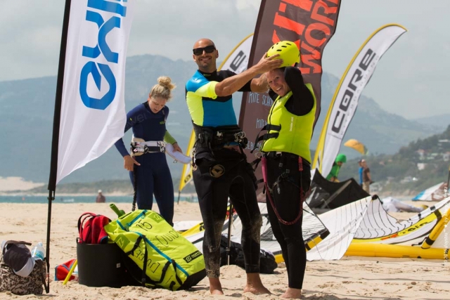 Clases de kitesurf en Tarifa