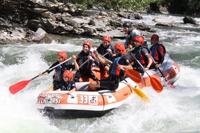  Desfrutar de rafting 