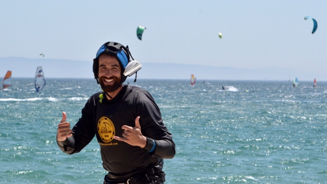 Disfruta del kitesurf en Tarifa