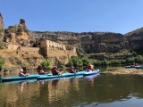 在杜拉顿河 (Duratón River) 划独木舟 3 小时，成人