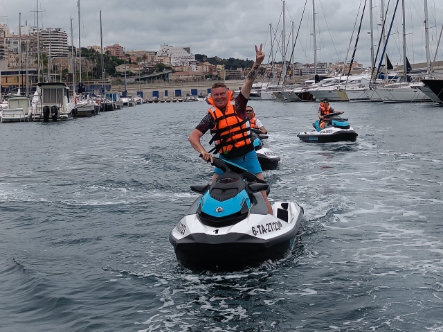  S'amuser avec les jet skis 